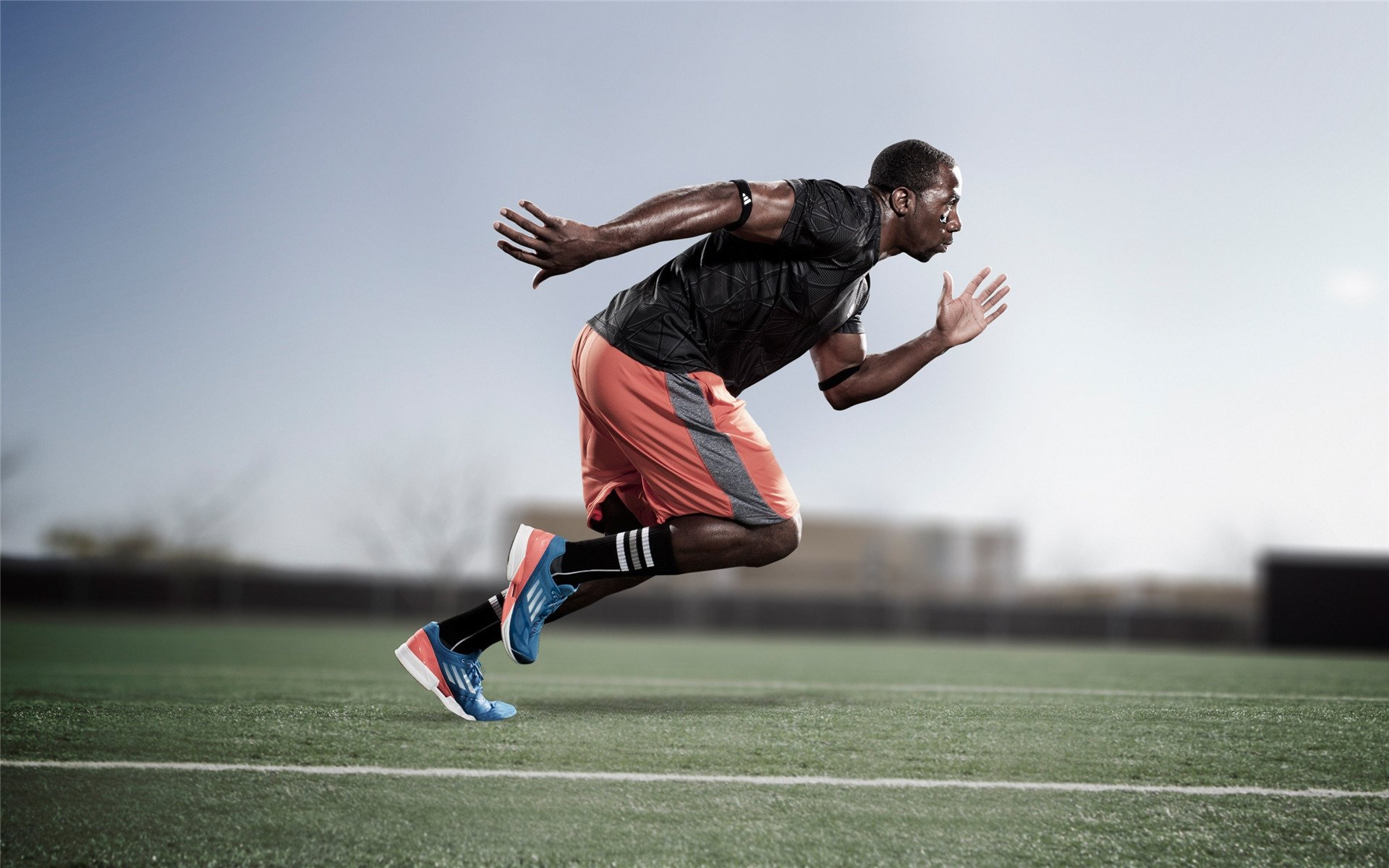 高位压迫下进球转化率超常规战术，高位压迫和防守反击